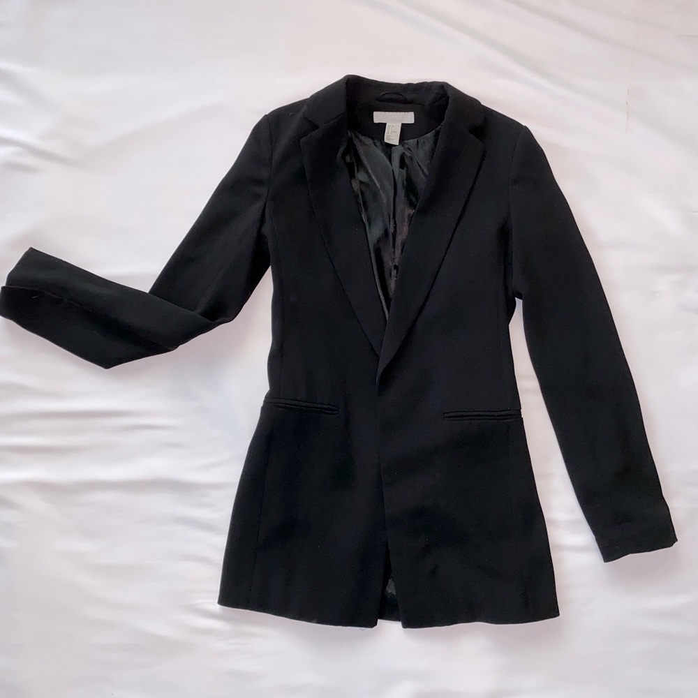 Long line H&M blazer. Fitted slim. Size 4.